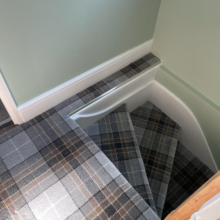 Carpet in stairs, supply and installation in Basildon, UK